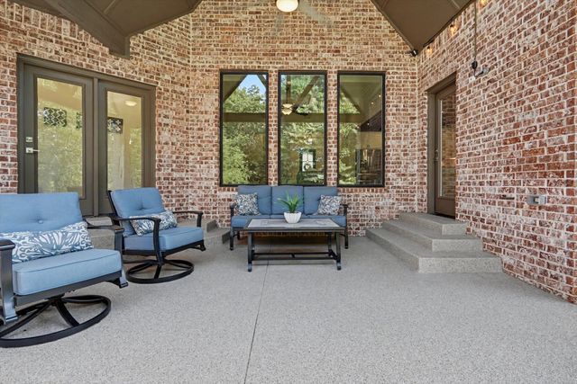 7112 S Chestnut Avenue, Broken Arrow, OK 74011