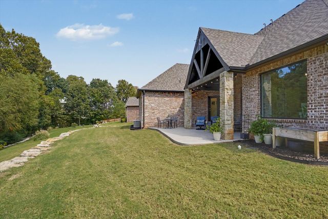 7112 S Chestnut Avenue, Broken Arrow, OK 74011