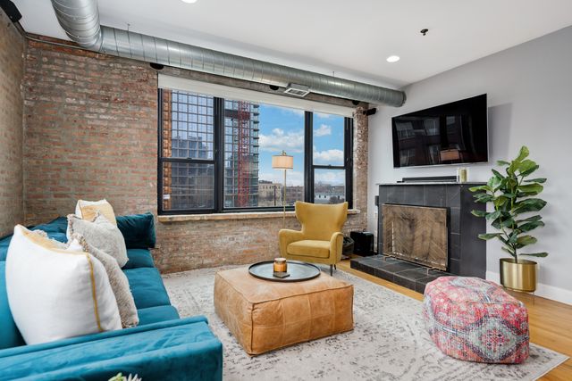 1118 W Fulton Market Street 403, Chicago, IL 60607