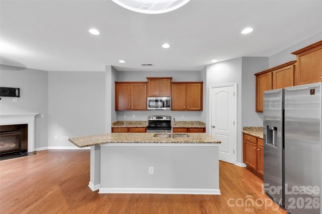 11228 Cedar Walk Lane, Charlotte, NC 28277