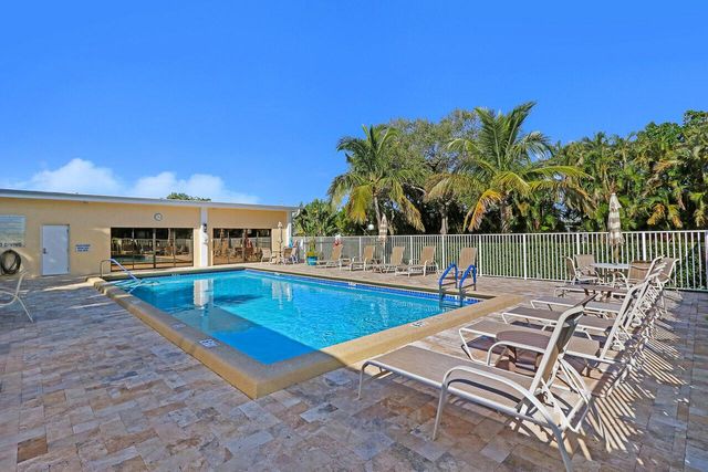 300 N Highway A1a 303g, Jupiter, FL 33477