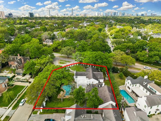 1811 Kirby Drive, Houston, TX 77019