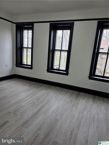 300 PINE ST, Reading, PA 19602