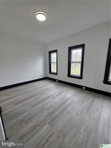 300 PINE ST, Reading, PA 19602