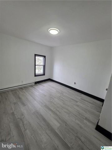 300 PINE ST, Reading, PA 19602