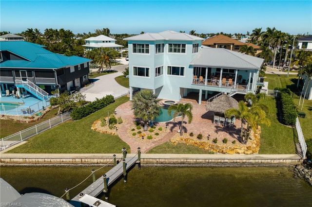 3807 San Carlos DR, St. James City, FL 33956