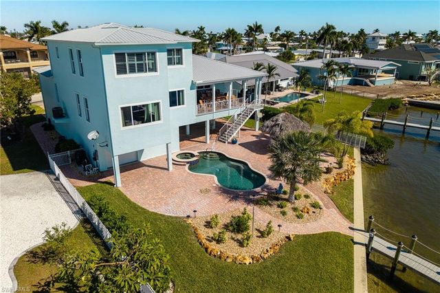 3807 San Carlos DR, St. James City, FL 33956