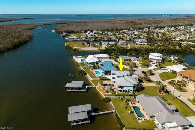 3807 San Carlos DR, St. James City, FL 33956