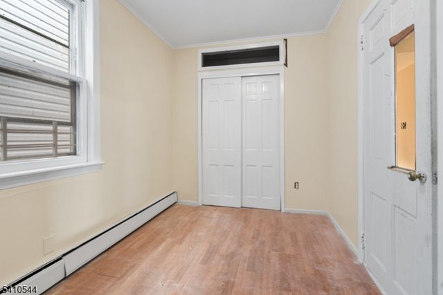 335 Court St, Elizabeth City, NJ 07206