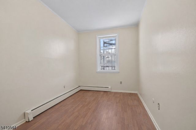 335 Court St, Elizabeth City, NJ 07206