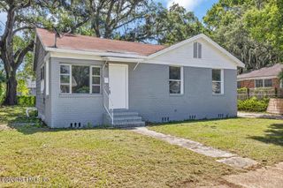 8141 PAUL JONES Drive, Jacksonville, FL 32208