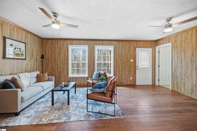 220 Owens Circle, Anderson, SC 29625