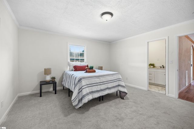 220 Owens Circle, Anderson, SC 29625