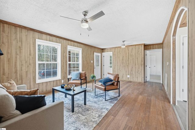 220 Owens Circle, Anderson, SC 29625