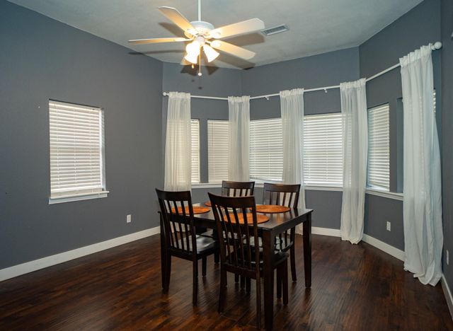 1302 Southfork Lane, Rosharon, TX 77583