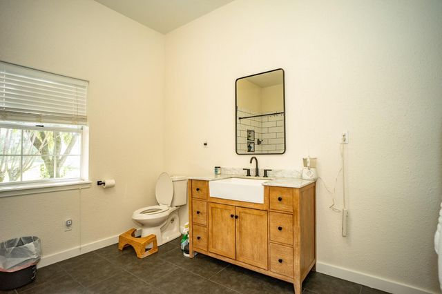 1302 Southfork Lane, Rosharon, TX 77583