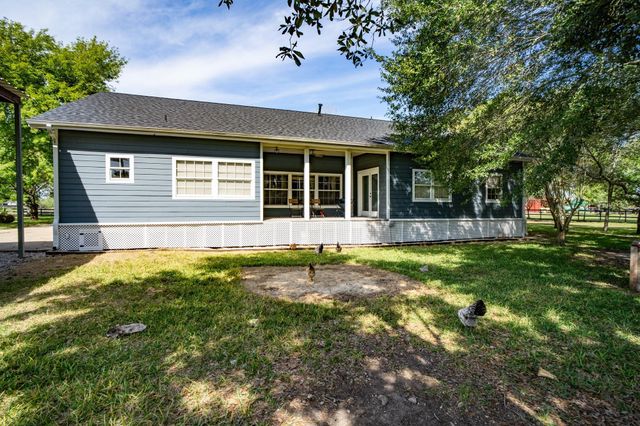 1302 Southfork Lane, Rosharon, TX 77583