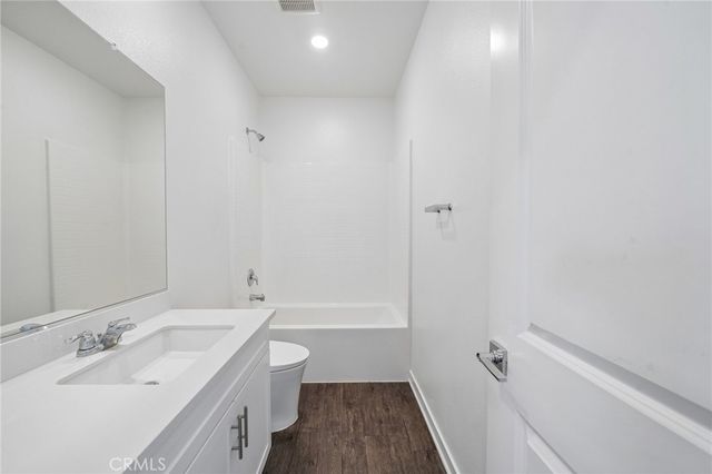 5034 E Ferguson Privado, Ontario, CA 91762