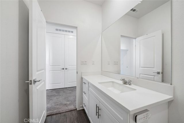 5034 E Ferguson Privado, Ontario, CA 91762