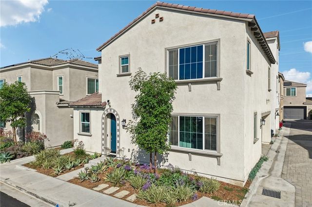 5034 E Ferguson Privado, Ontario, CA 91762