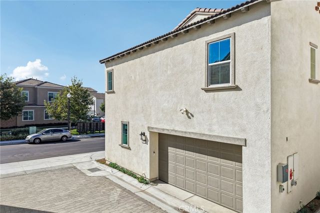 5034 E Ferguson Privado, Ontario, CA 91762