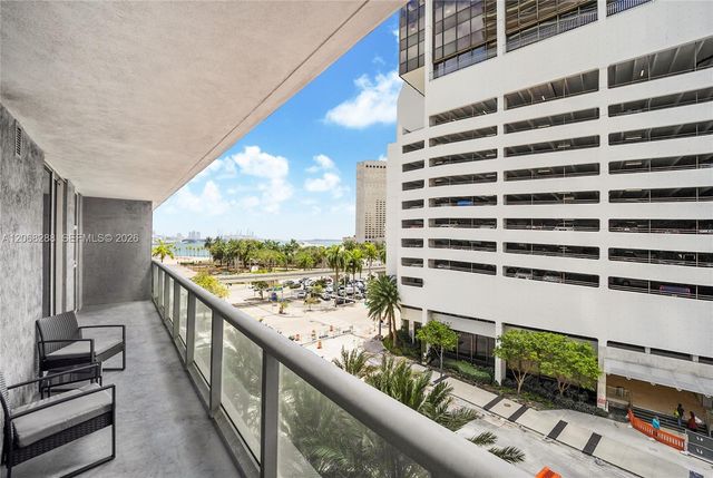 50 Biscayne Boulevard 514, Miami, FL 33132