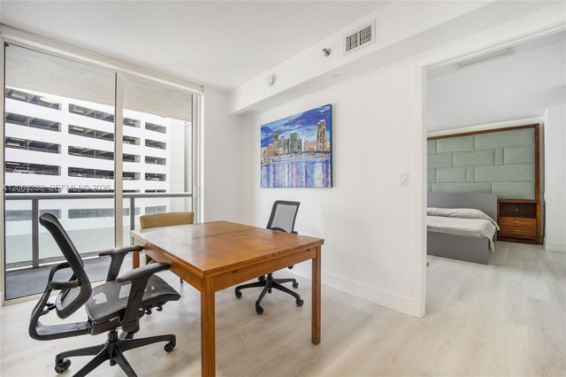 50 Biscayne Boulevard 514, Miami, FL 33132