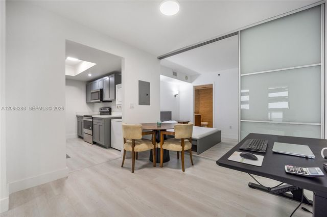 50 Biscayne Boulevard 514, Miami, FL 33132