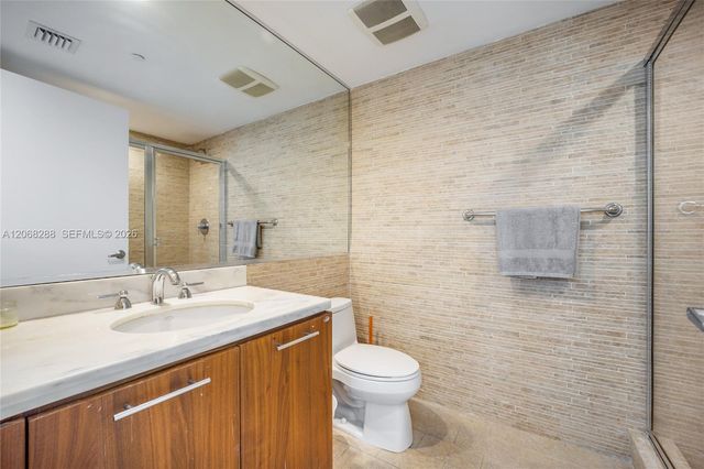 50 Biscayne Boulevard 514, Miami, FL 33132