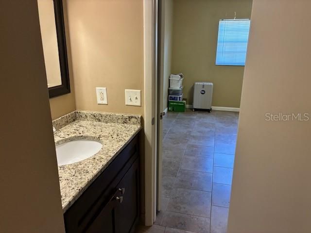 3806 N OAK DRIVE V21, Tampa, FL 33611