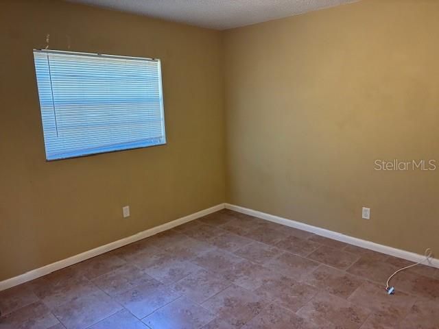 3806 N OAK DRIVE V21, Tampa, FL 33611