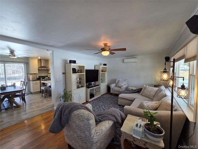 9 Williams Avenue, Newburgh, NY 12550