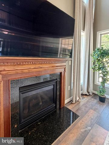 28575 HARVEST LN, Mechanicsville, MD 20659