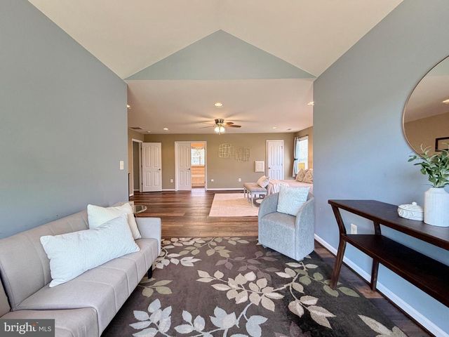 28575 HARVEST LN, Mechanicsville, MD 20659