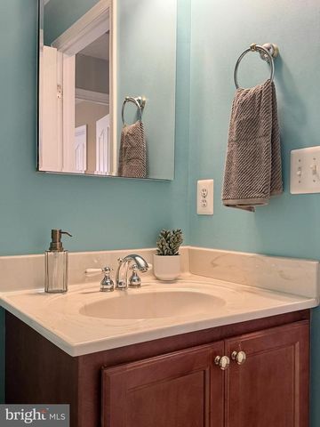 28575 HARVEST LN, Mechanicsville, MD 20659