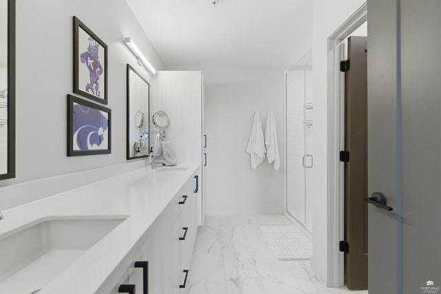 3022 Fieldhouse Cir Apt 208, Manhattan, KS 66503