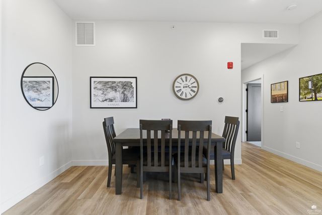 3022 Fieldhouse Cir Apt 208, Manhattan, KS 66503