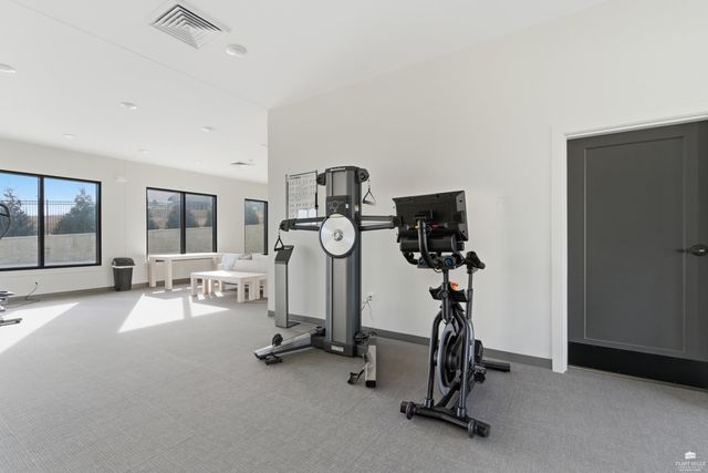 3022 Fieldhouse Cir Apt 208, Manhattan, KS 66503