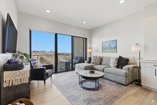 3022 Fieldhouse Cir Apt 208, Manhattan, KS 66503