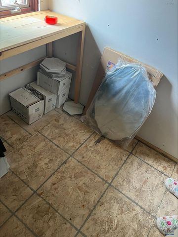 238 S 6TH ST, Hot Springs, SD 57747