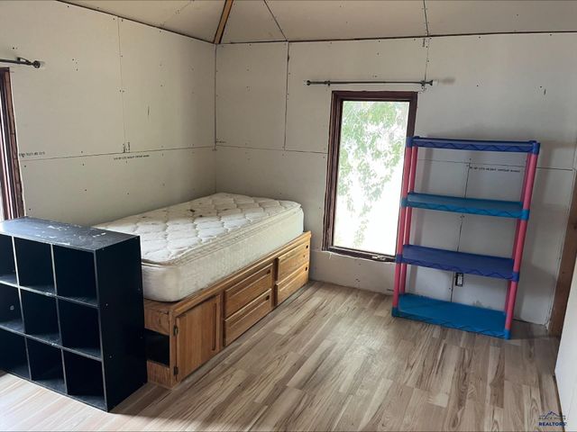 238 S 6TH ST, Hot Springs, SD 57747