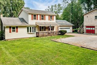 239 U.S. Route 7 N, Milton, VT 05468