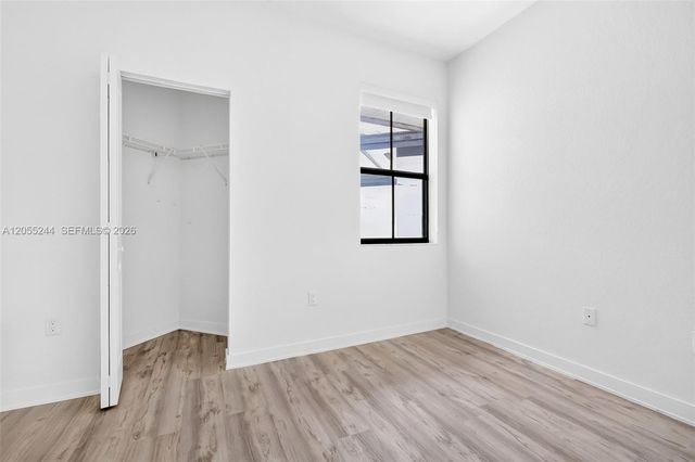 15650 SW 136th Street 212, Miami, FL 33196