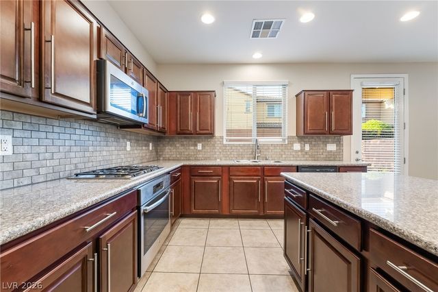 121 Pictor Avenue, Las Vegas, NV 89183