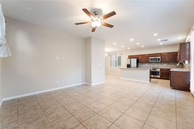 121 Pictor Avenue, Las Vegas, NV 89183