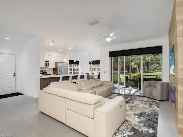 5629 Whisperwood BLVD 801, Naples, FL 34110