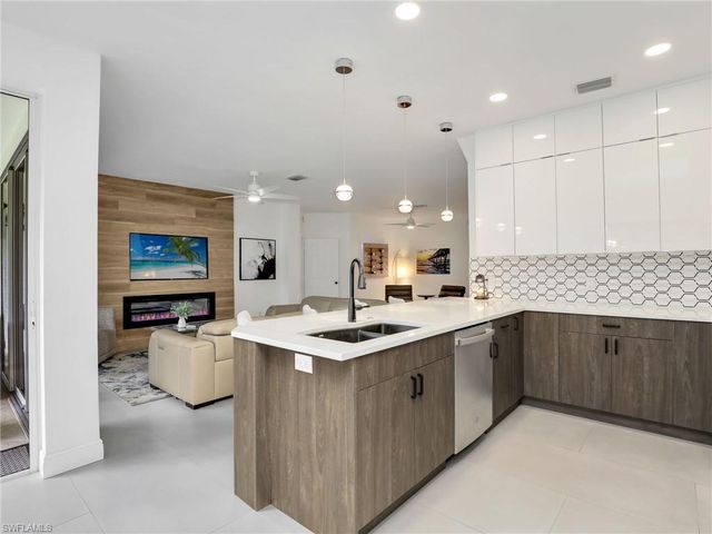 5629 Whisperwood BLVD 801, Naples, FL 34110