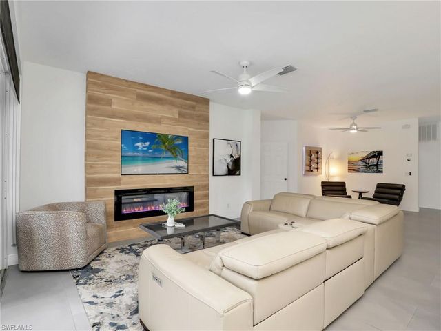 5629 Whisperwood BLVD 801, Naples, FL 34110