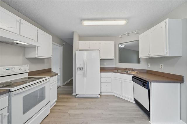 109 Mayflower Circle, Cartersville, GA 30120