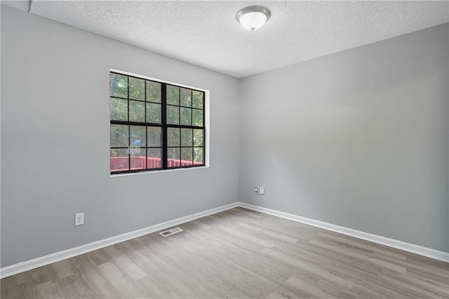 109 Mayflower Circle, Cartersville, GA 30120